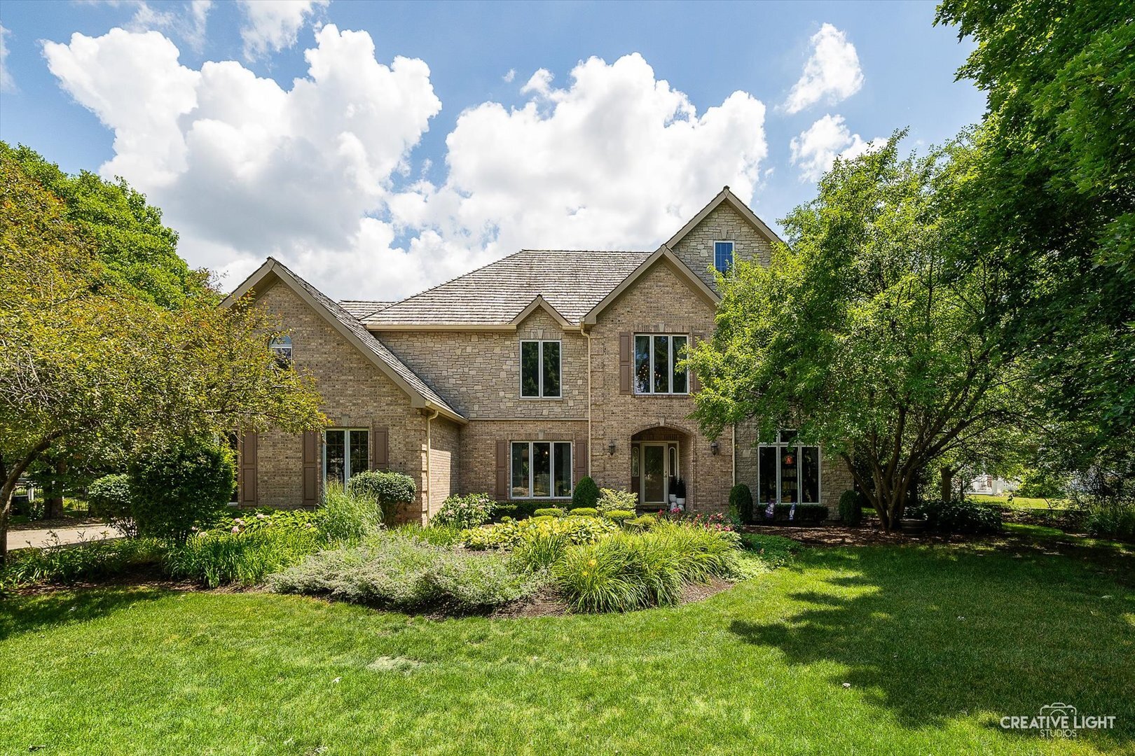 4211 Legend Court  Naperville IL 60564 photo