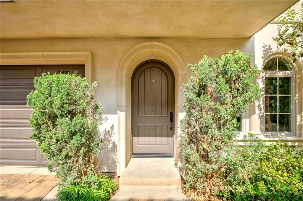Property Photo: 227 Santa Rosa Road B CA 91007