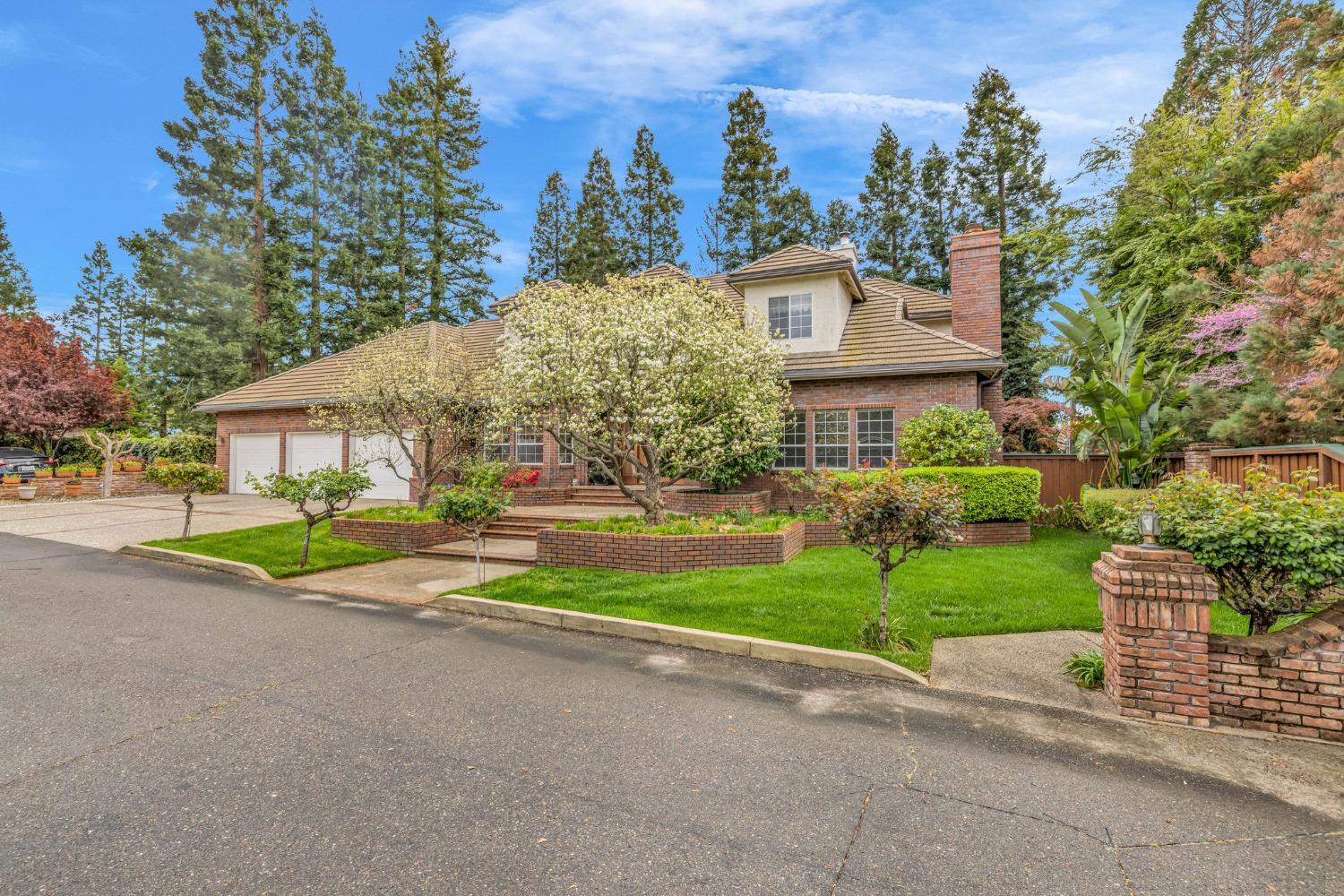 Property Photo: 2220 Garfield Avenue CA 95608
