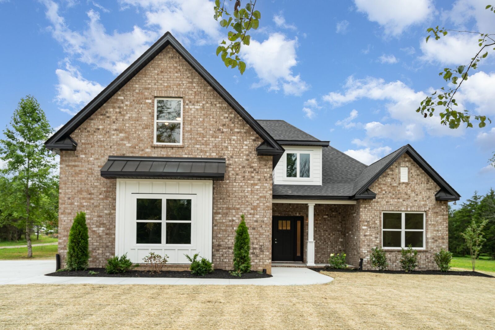 Property Photo: 408 Harsh Ln TN 37031
