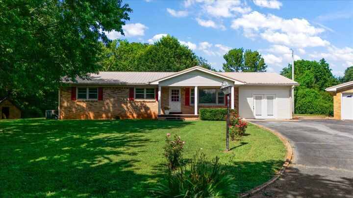 318 David St  Lawrenceburg TN 38464 photo