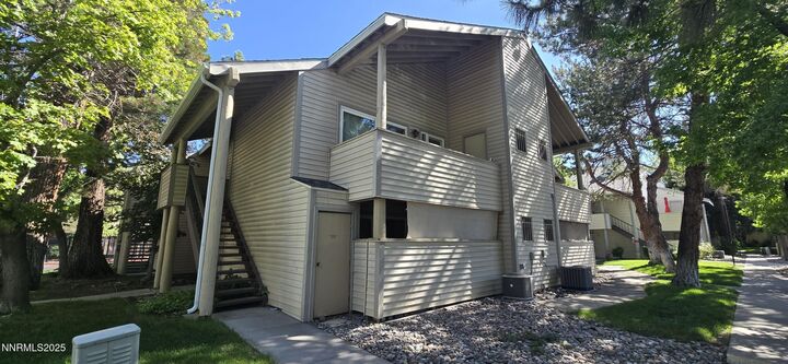 Property Photo:  2111 Roundhouse Road  NV 89431 