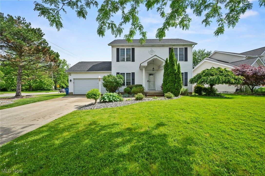 Property Photo:  38440 Westminster Lane  OH 44094 