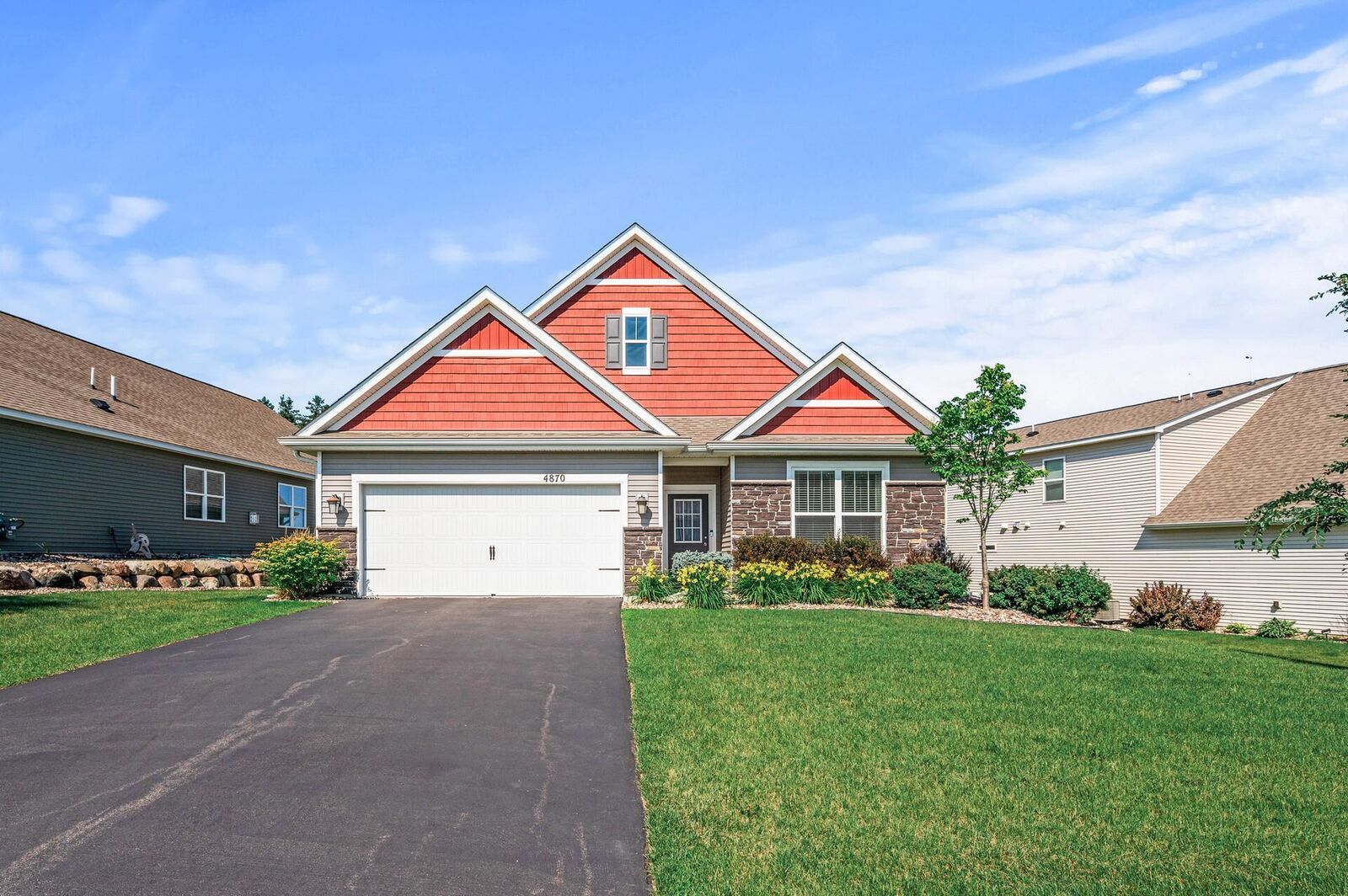 Property Photo:  4870 Copper Ridge Drive  MN 55129 