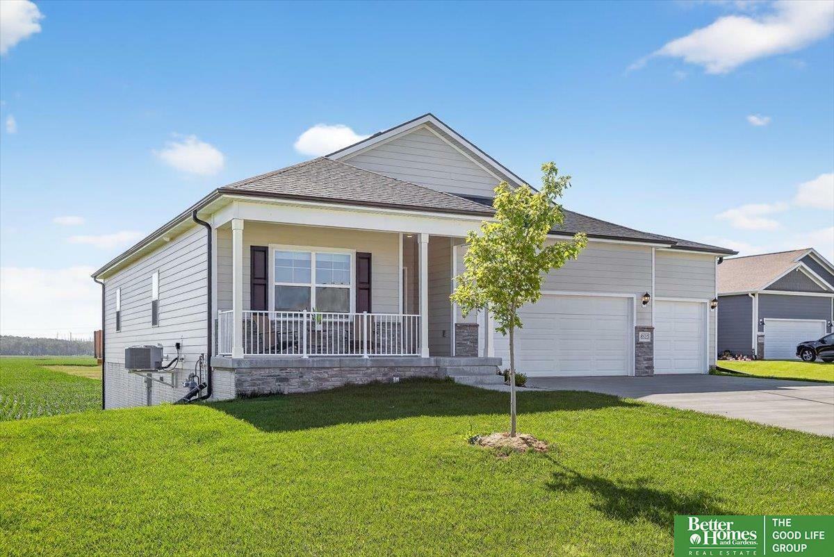 Property Photo: 8523 S 63 Street NE 68157