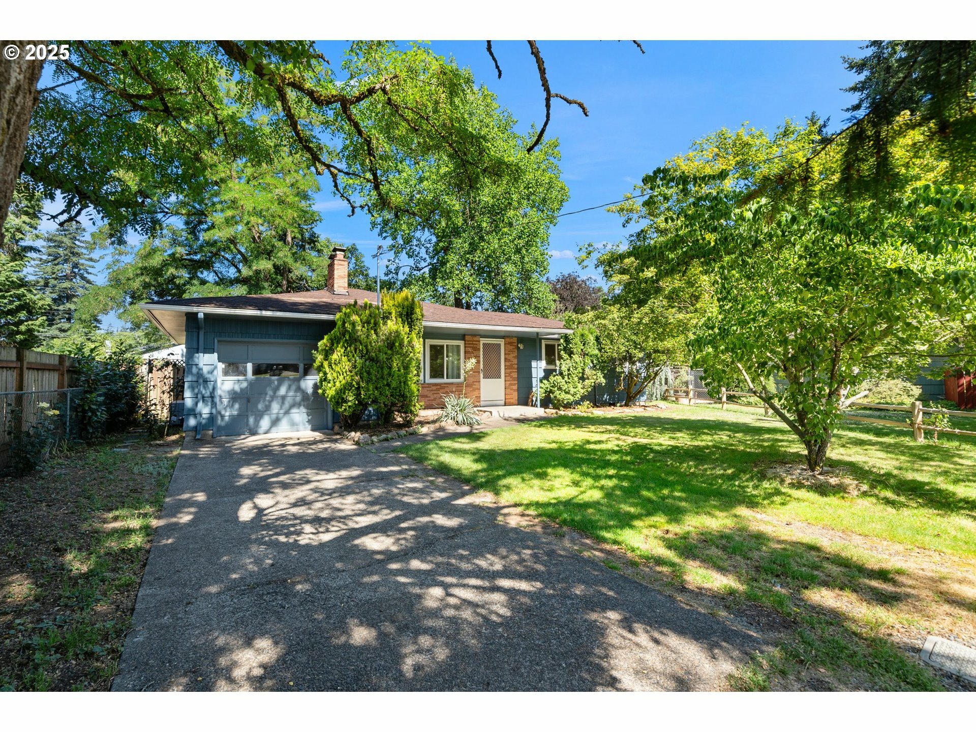 13059 SE Bush Pl  Portland OR 97236 photo