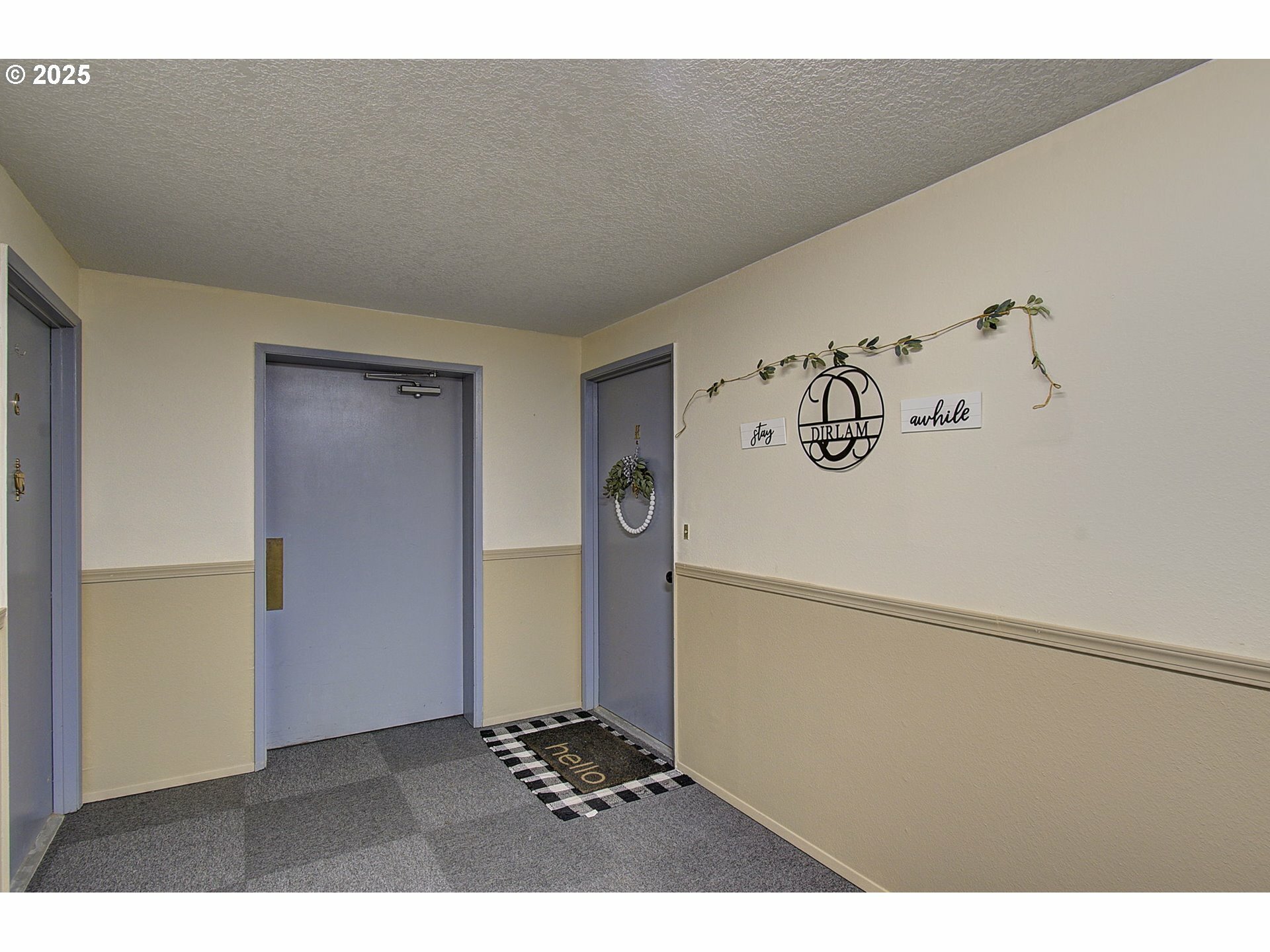 Property Photo:  405 NE 85th St  WA 98665 