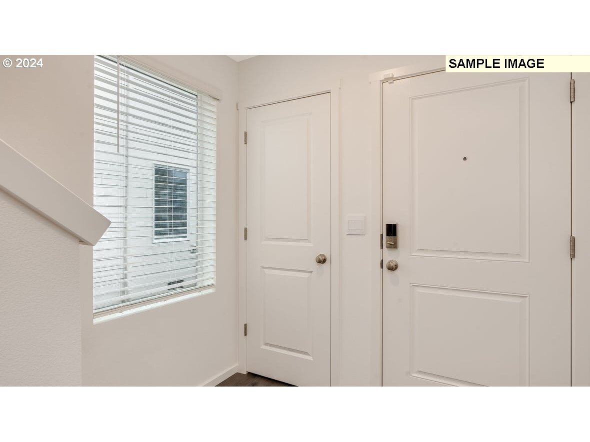 Property Photo:  5513 NE 65th Pl  WA 98661 