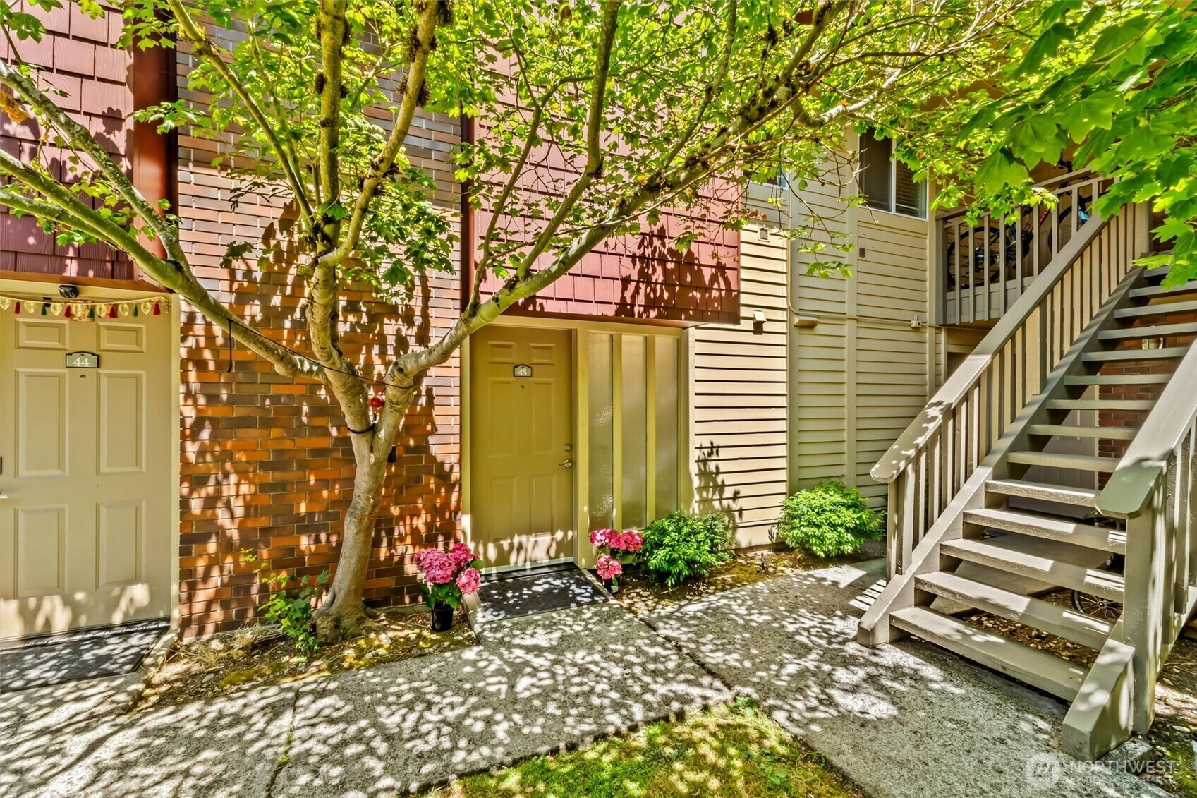 Property Photo: 502 141st Avenue SE 45 WA 98007