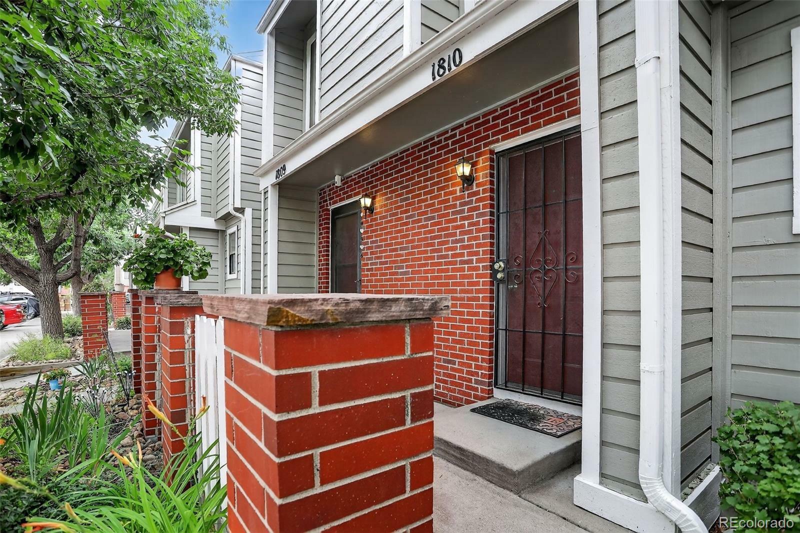 Property Photo: 7474 E Arkansas Avenue 18-10 CO 80231