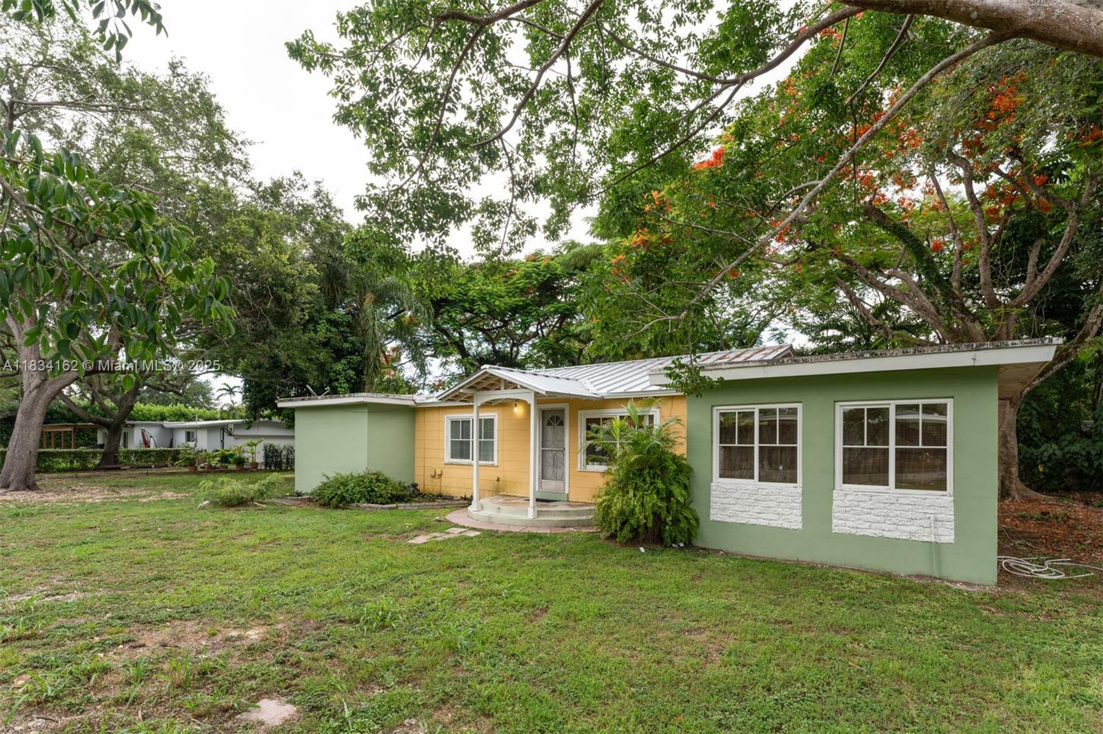 Property Photo: 7997 SW 98th Ter FL 33156