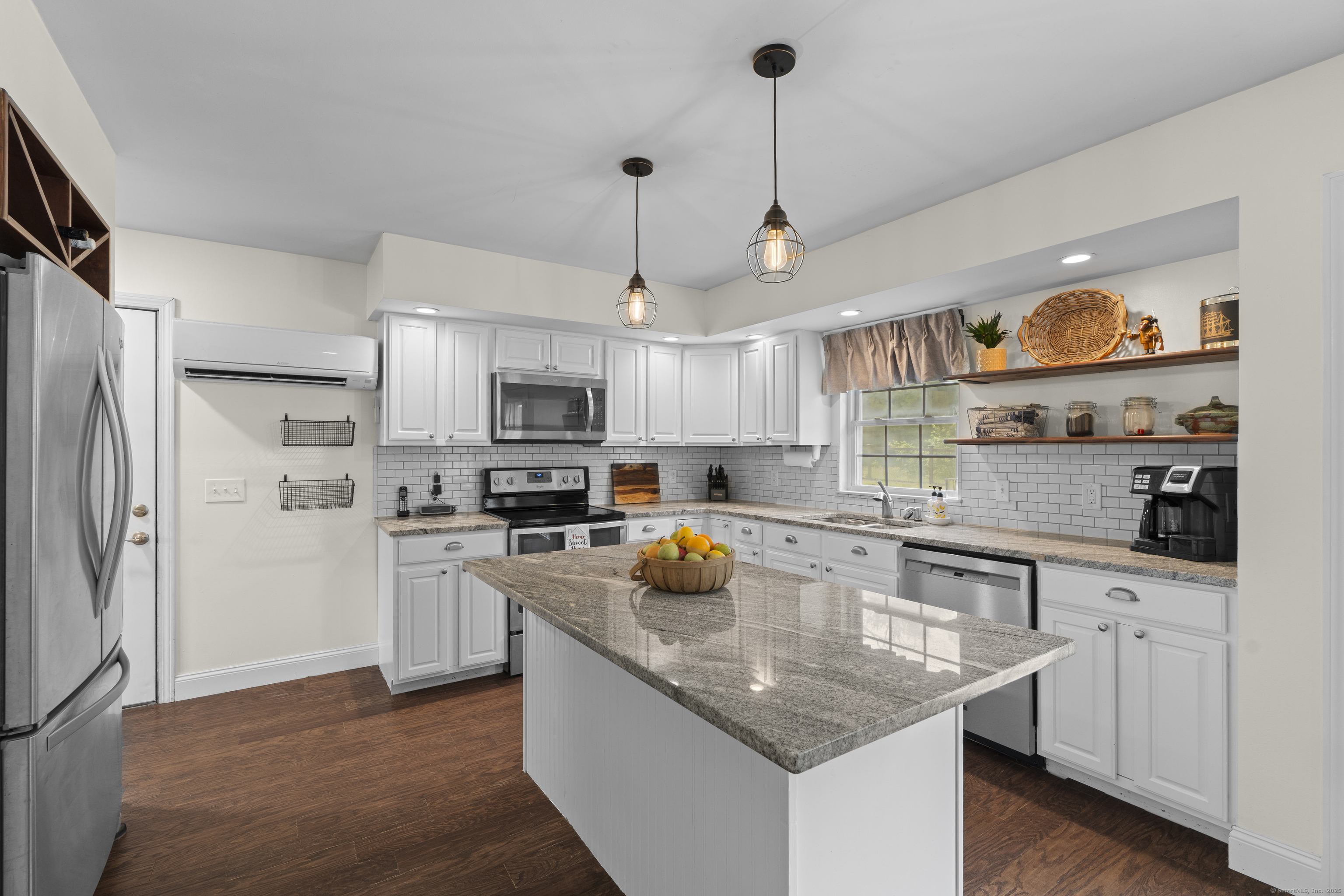 Property Photo:  372 Beach Pond Road  CT 06384 