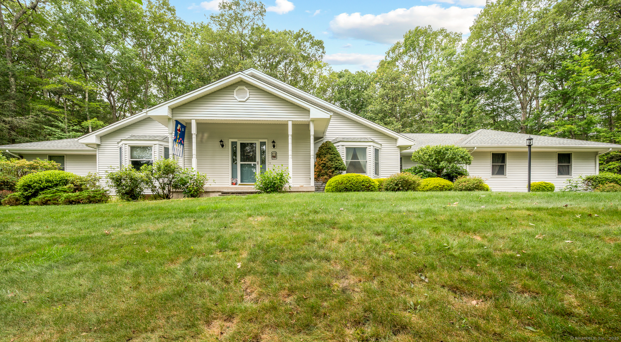 14 Crane Place  Simsbury CT 06070 photo