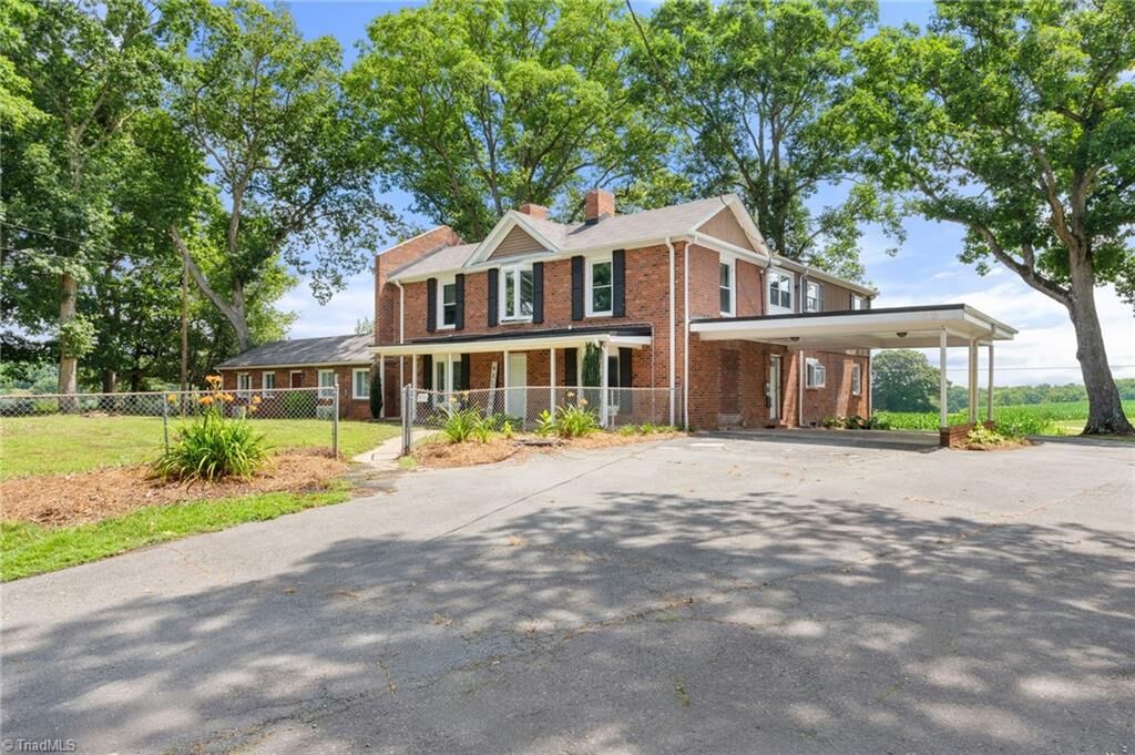 Property Photo:  5726 Nc Highway 66 S  NC 27021 
