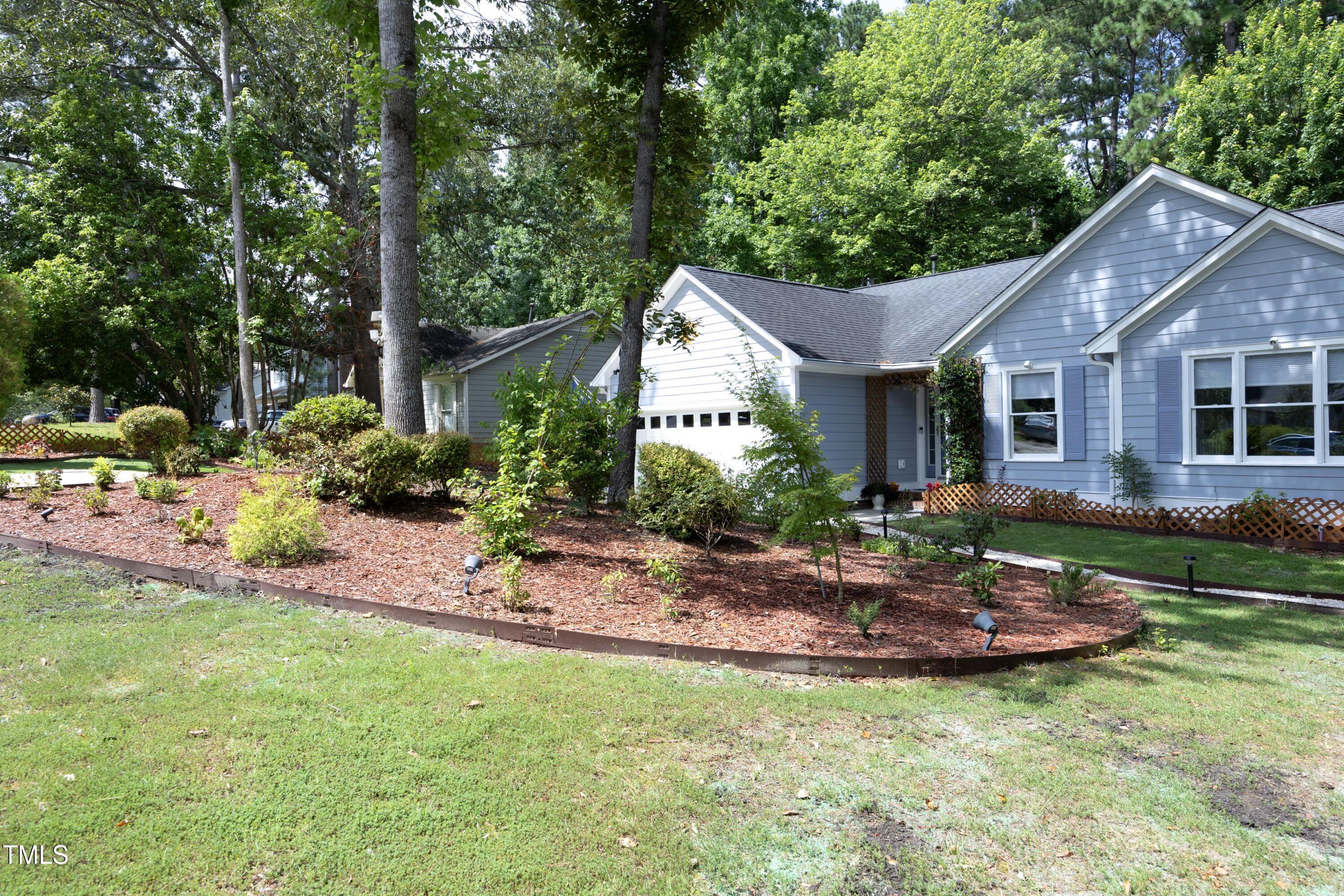 Property Photo: 109 Stonecutter Court NC 27529