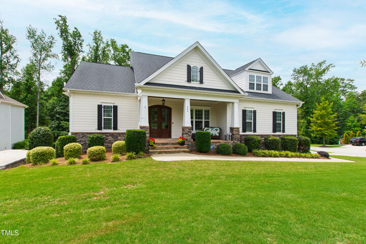 Property Photo: 209 Sunset Bluffs Drive NC 27526