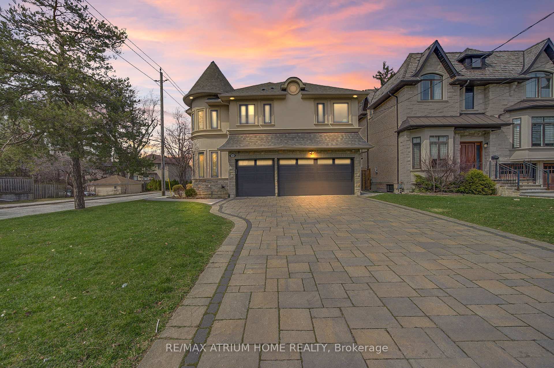 Property Photo: 100 Elmwood Avenue ON M2N 3M2