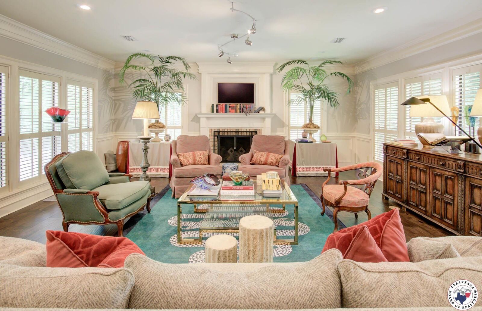 Property Photo:  6 High Point Dr.  TX 75503 
