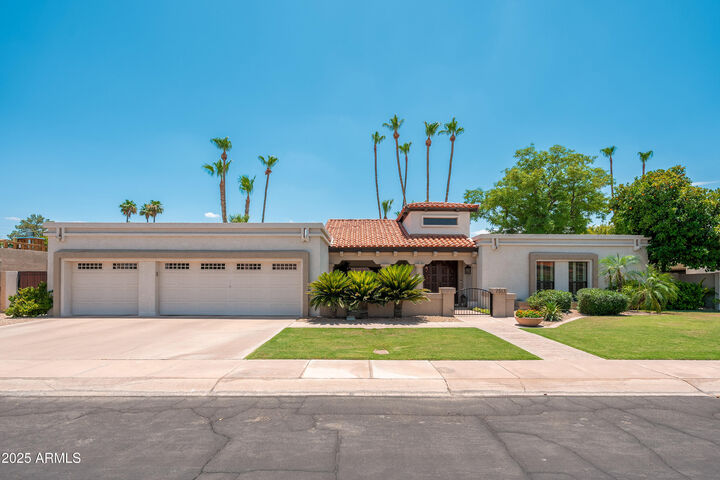 7513 E Buena Terra Way  Scottsdale AZ 85250 photo