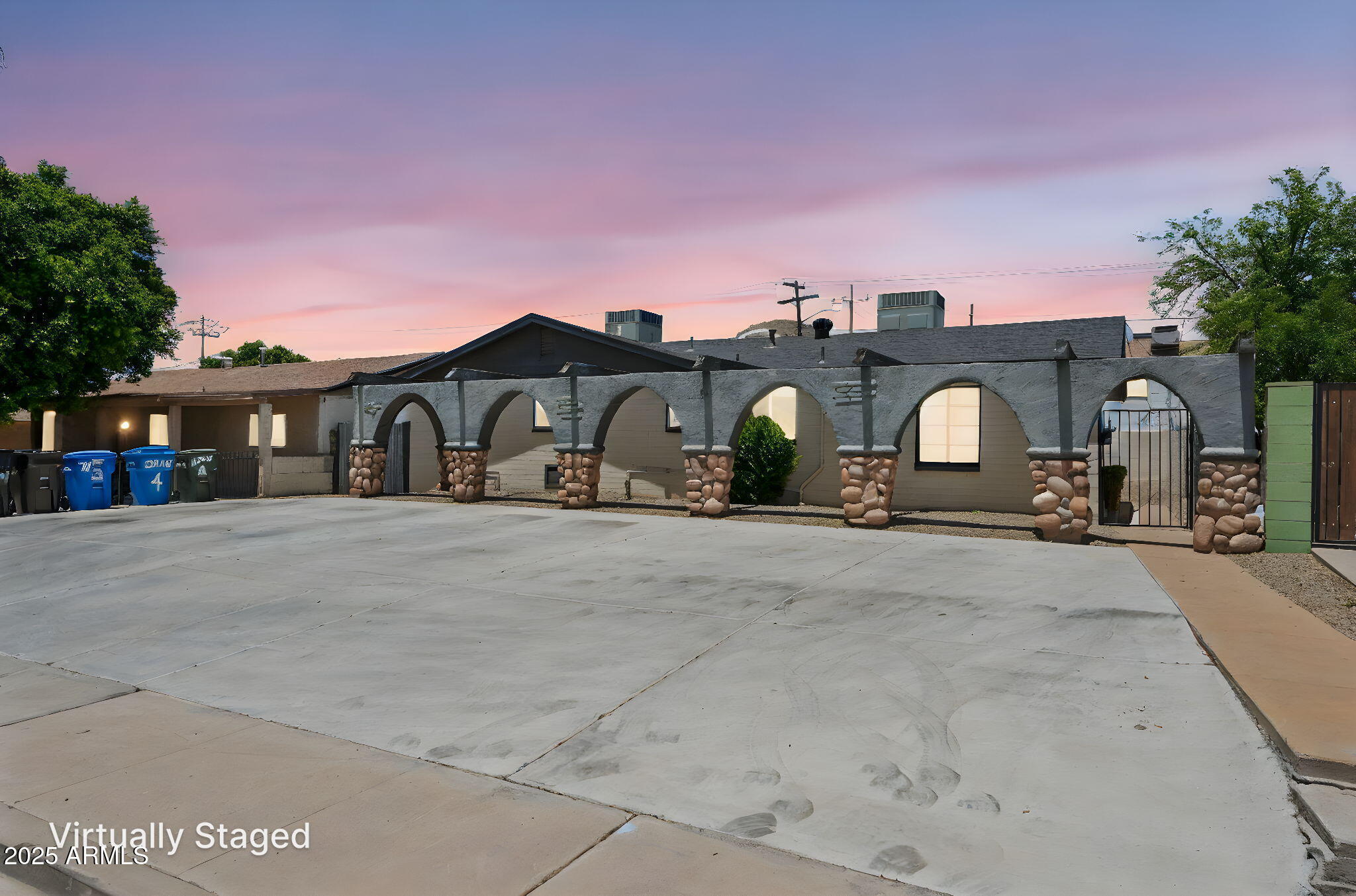 20 W Sunnyslope Lane  Phoenix AZ 85021 photo