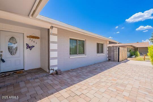 Property Photo: 3201 W Acoma Drive AZ 85053