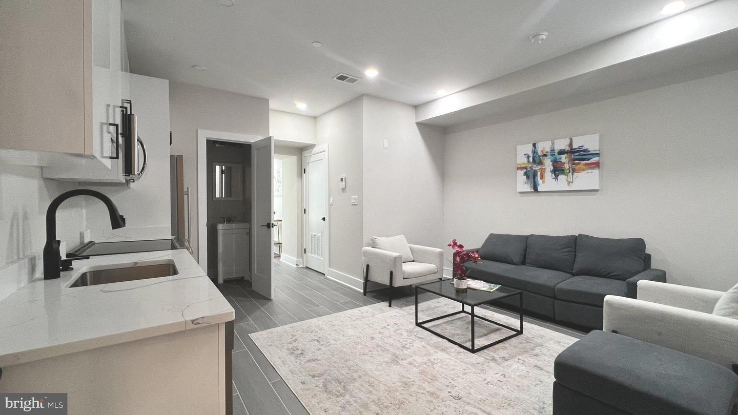 Property Photo: 824 18th Street NE 001 DC 20002