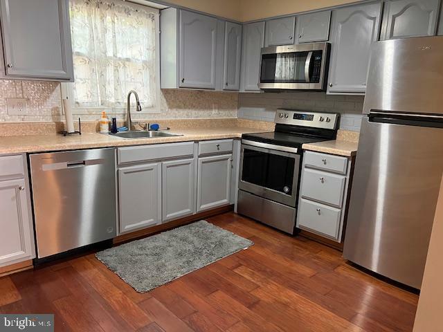 Property Photo: 8501 Westover Court VA 22152