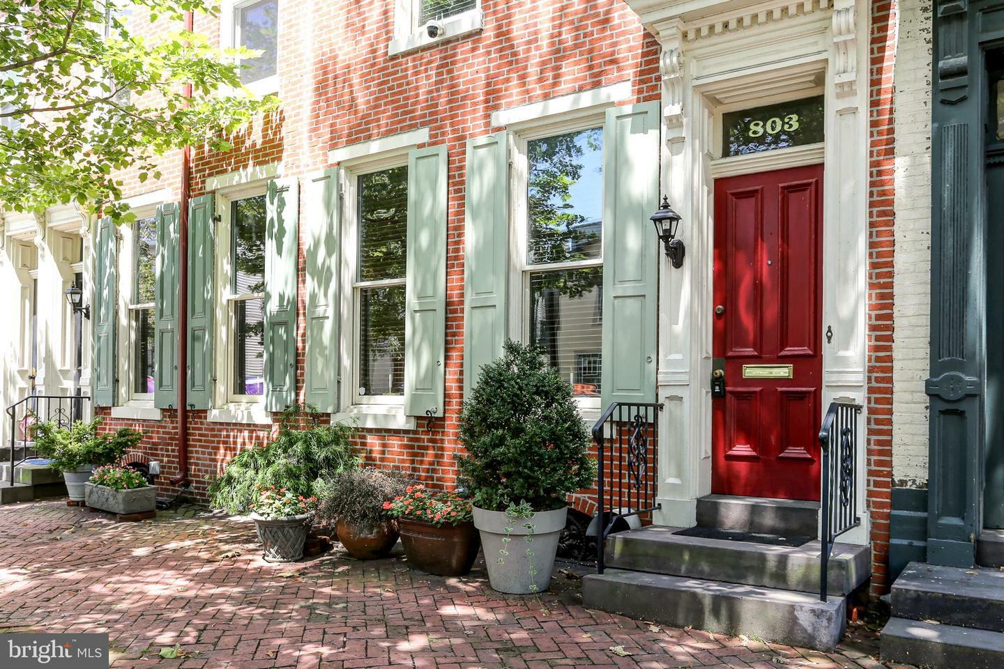 Property Photo: 803 Green Street PA 17102