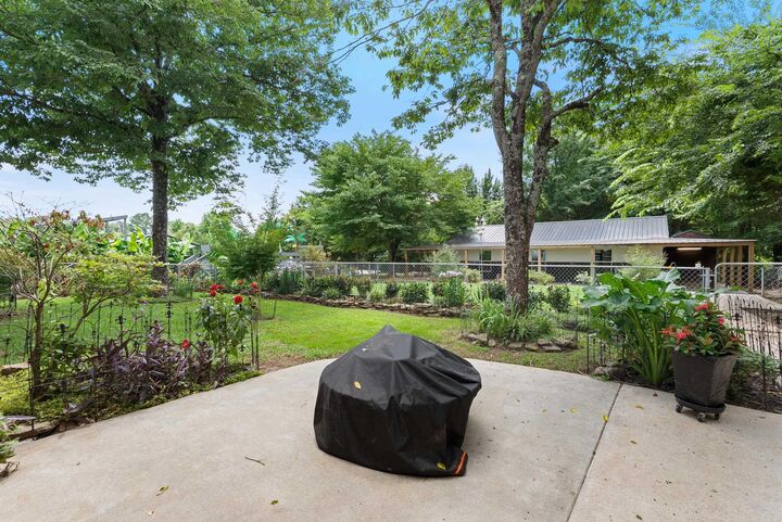 Property Photo:  410 Bass Road  AR 72173 