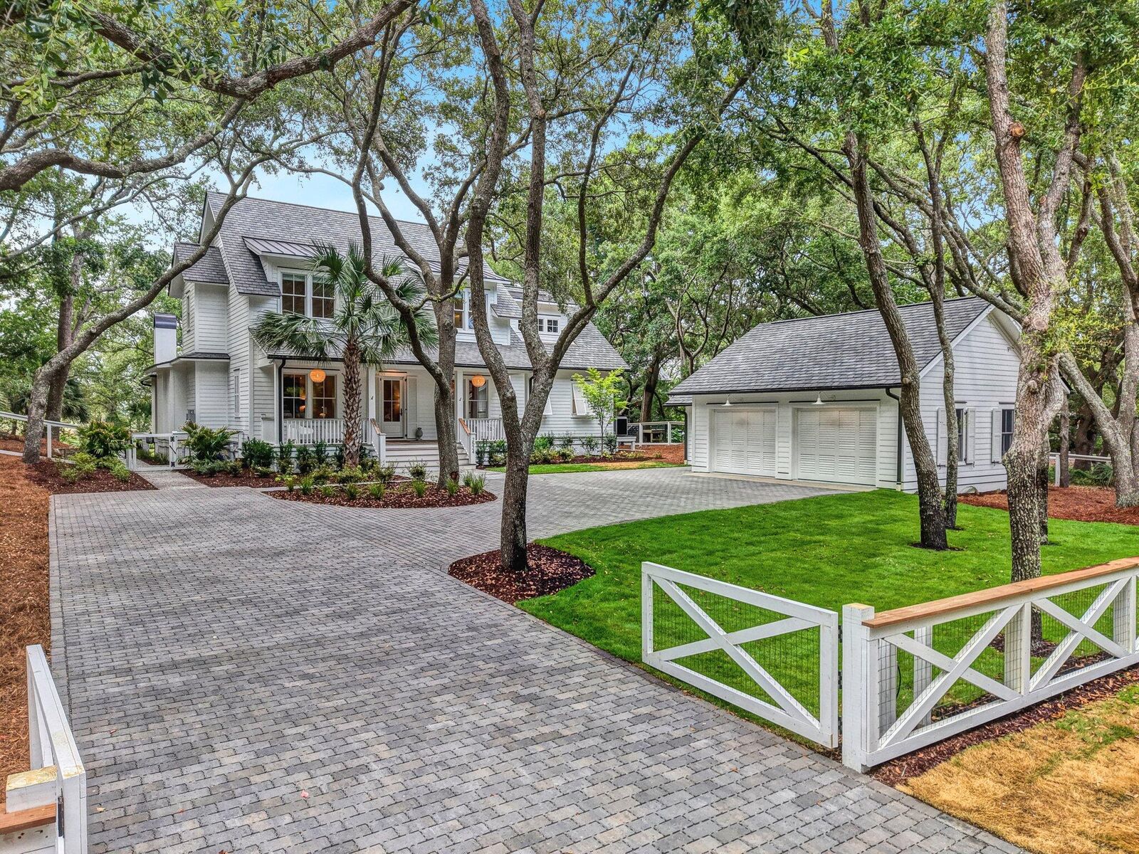Property Photo: 2524 Goldbug Avenue SC 29482
