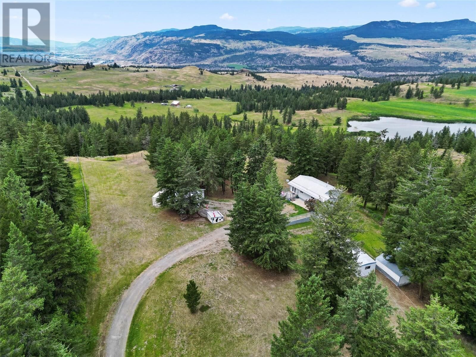 Property Photo: 2801 Duck Range Road BC V0E 2P0