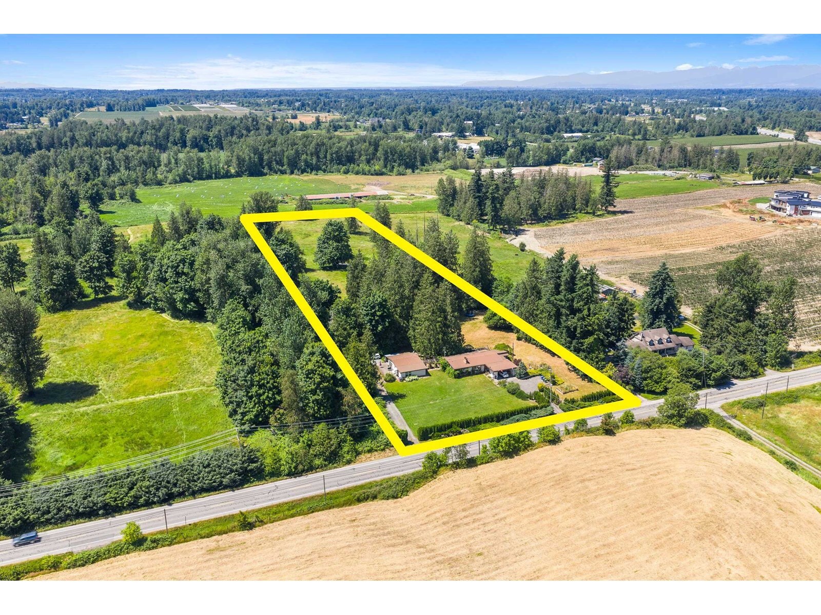 Property Photo: 3759 Bradner BC V4X 1M9