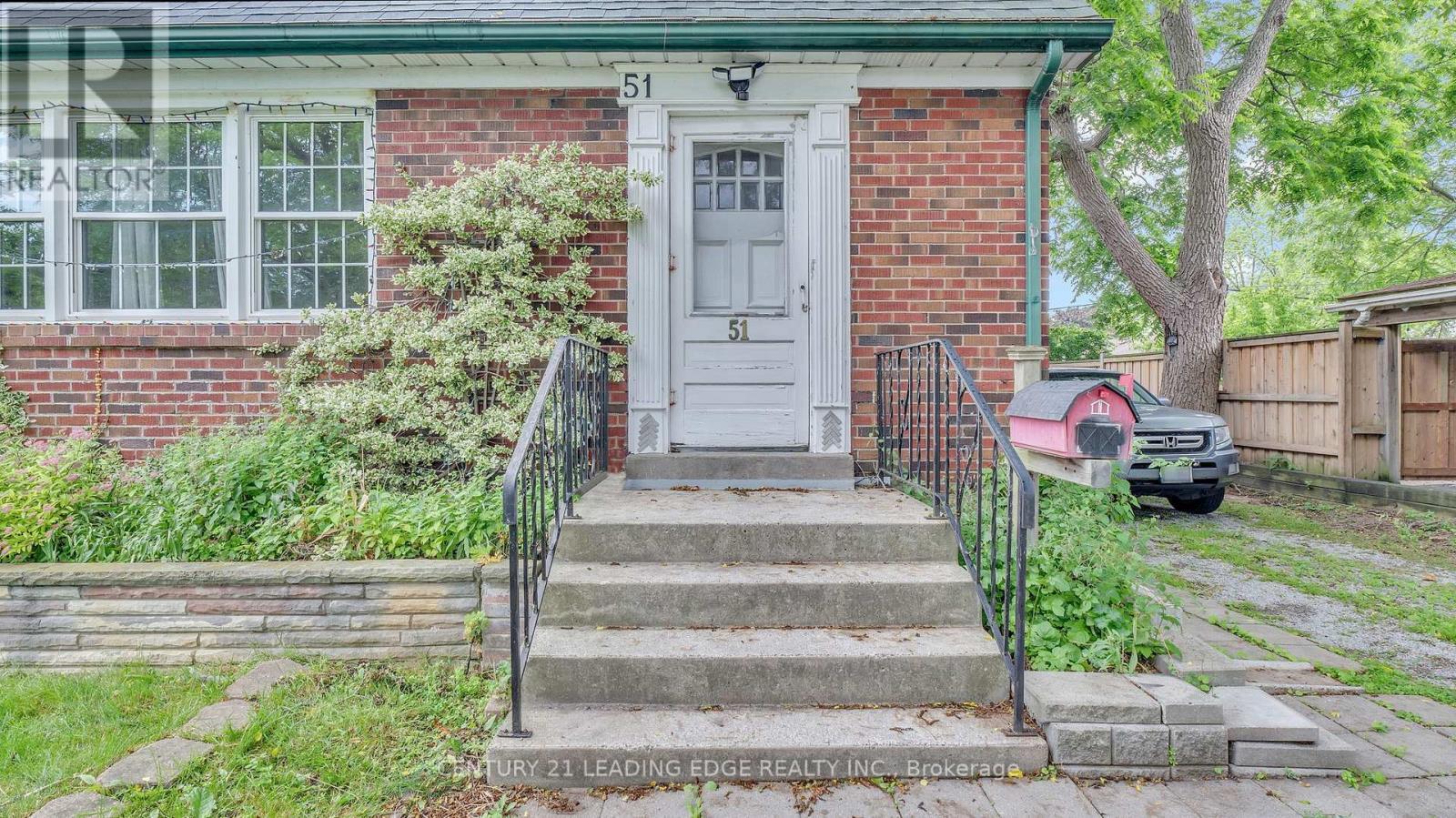 Property Photo: 51 Morningside Avenue ON M1E 3C2