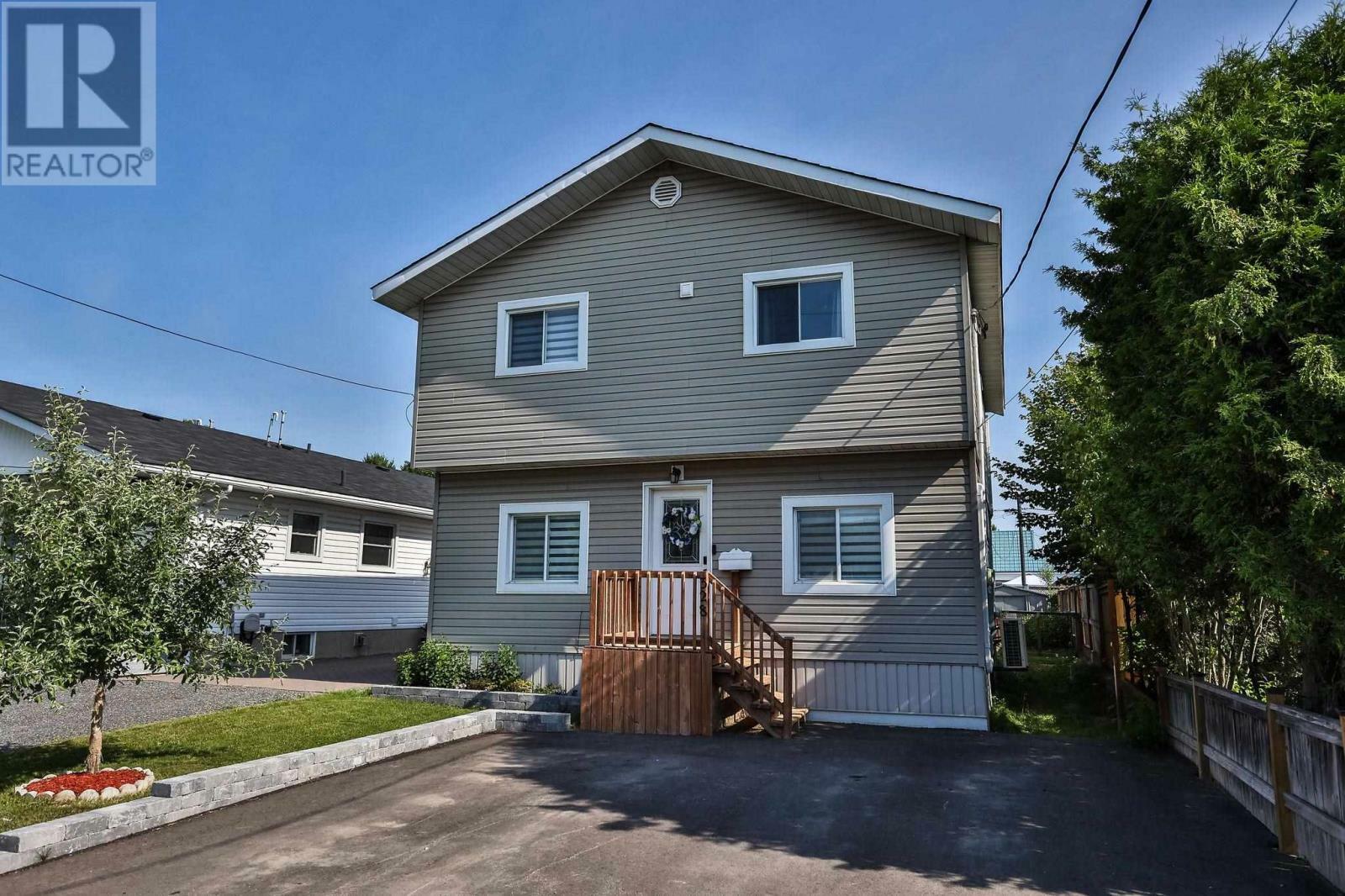 Property Photo:  328 Kingsford Rd  ON P6C 2W4 