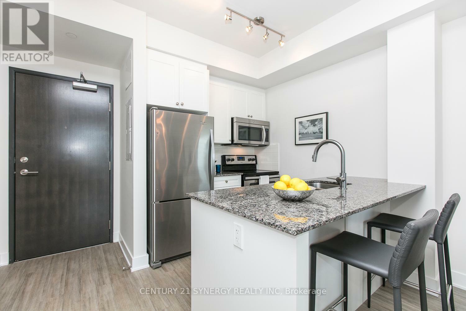 Property Photo: 118 Holmwood Avenue 508 ON K1S 5J5