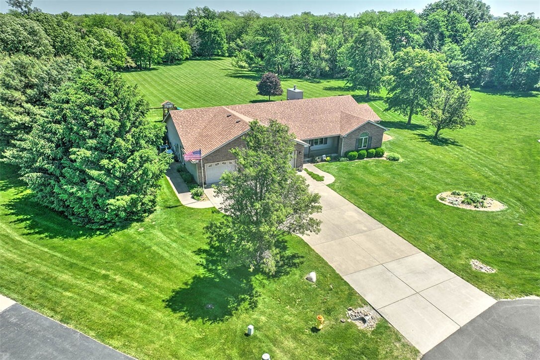 Property Photo: 8898 Country Side Drive IL 61925