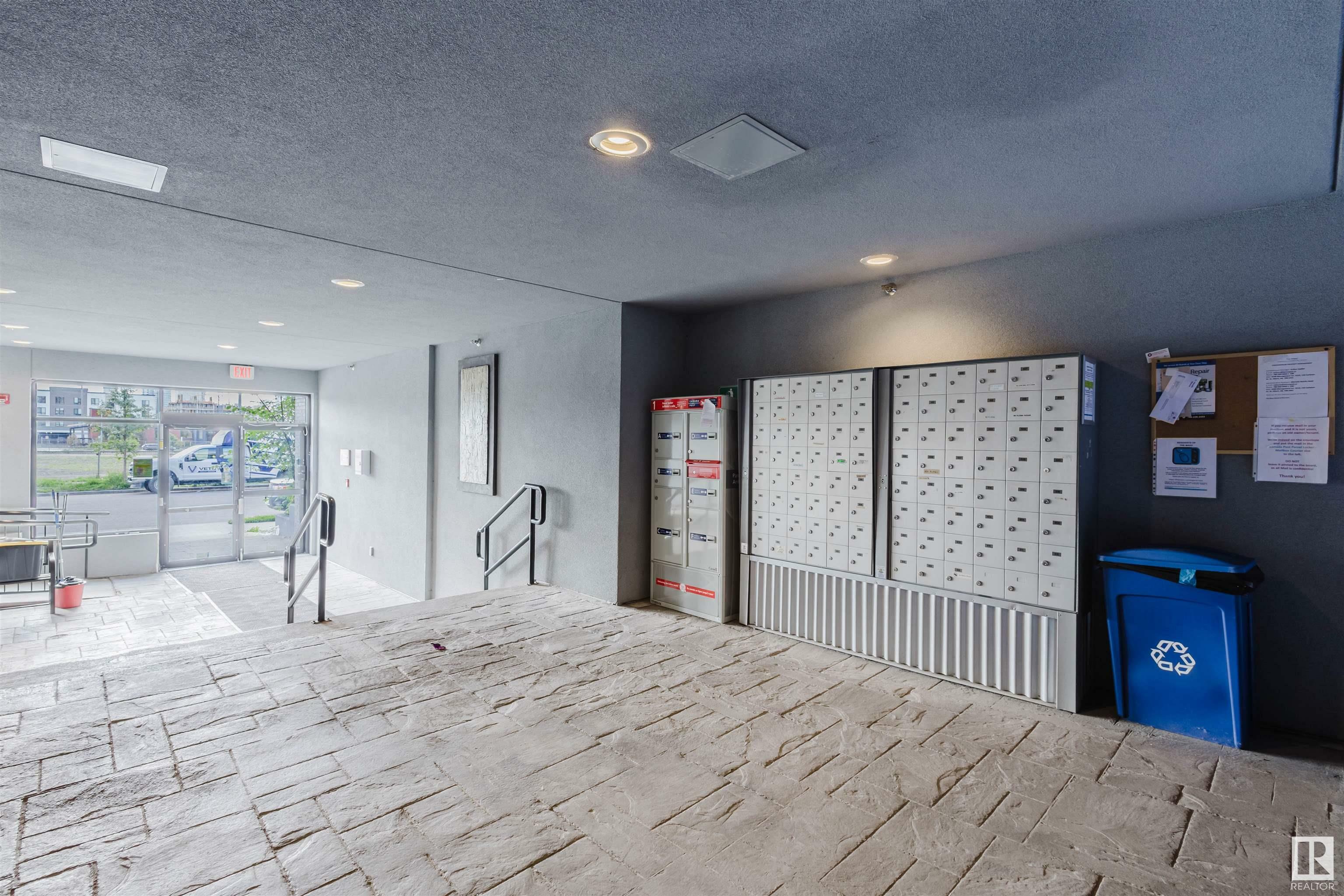 Property Photo: 10518 113 Street NW 504 AB T5H 0C6