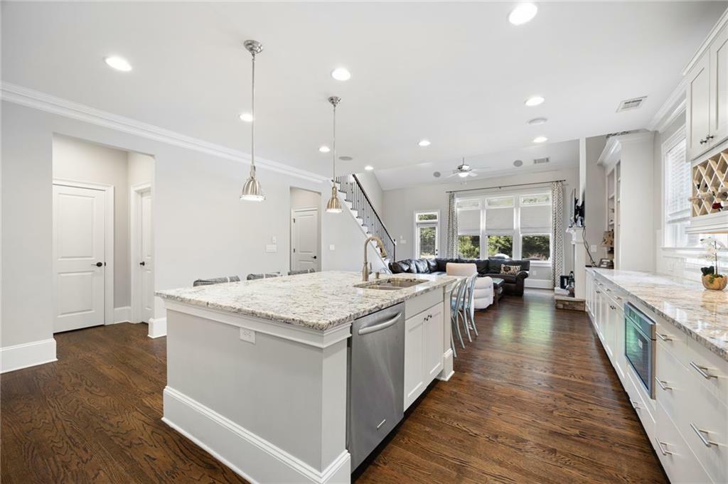 Property Photo: 3496 Brookleigh Lane NE GA 30319