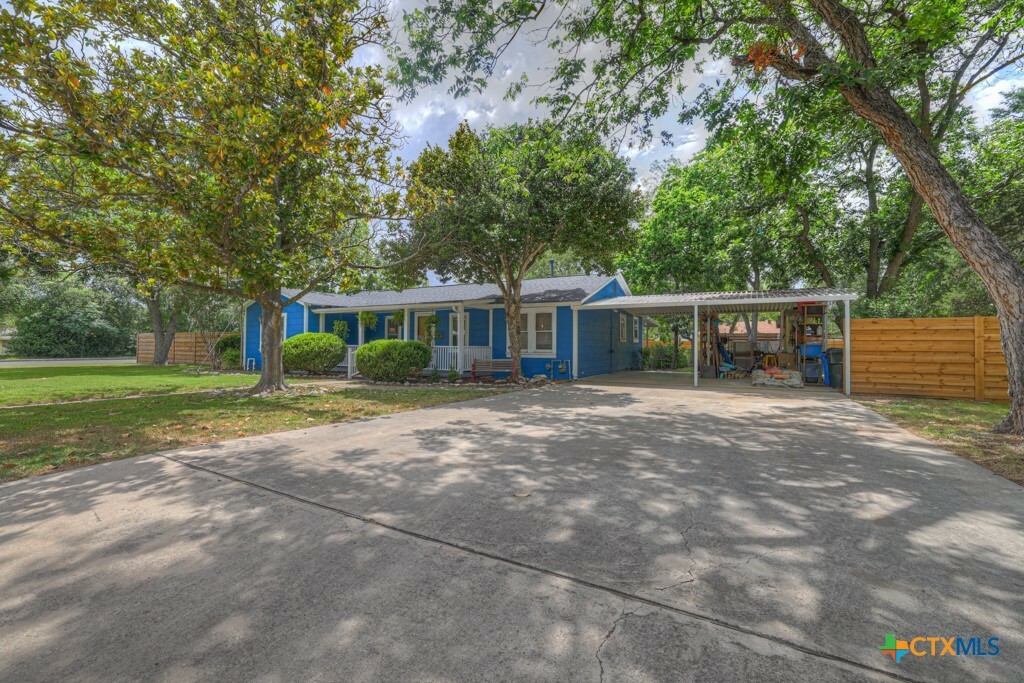 Property Photo: 238 Short Avenue TX 78155