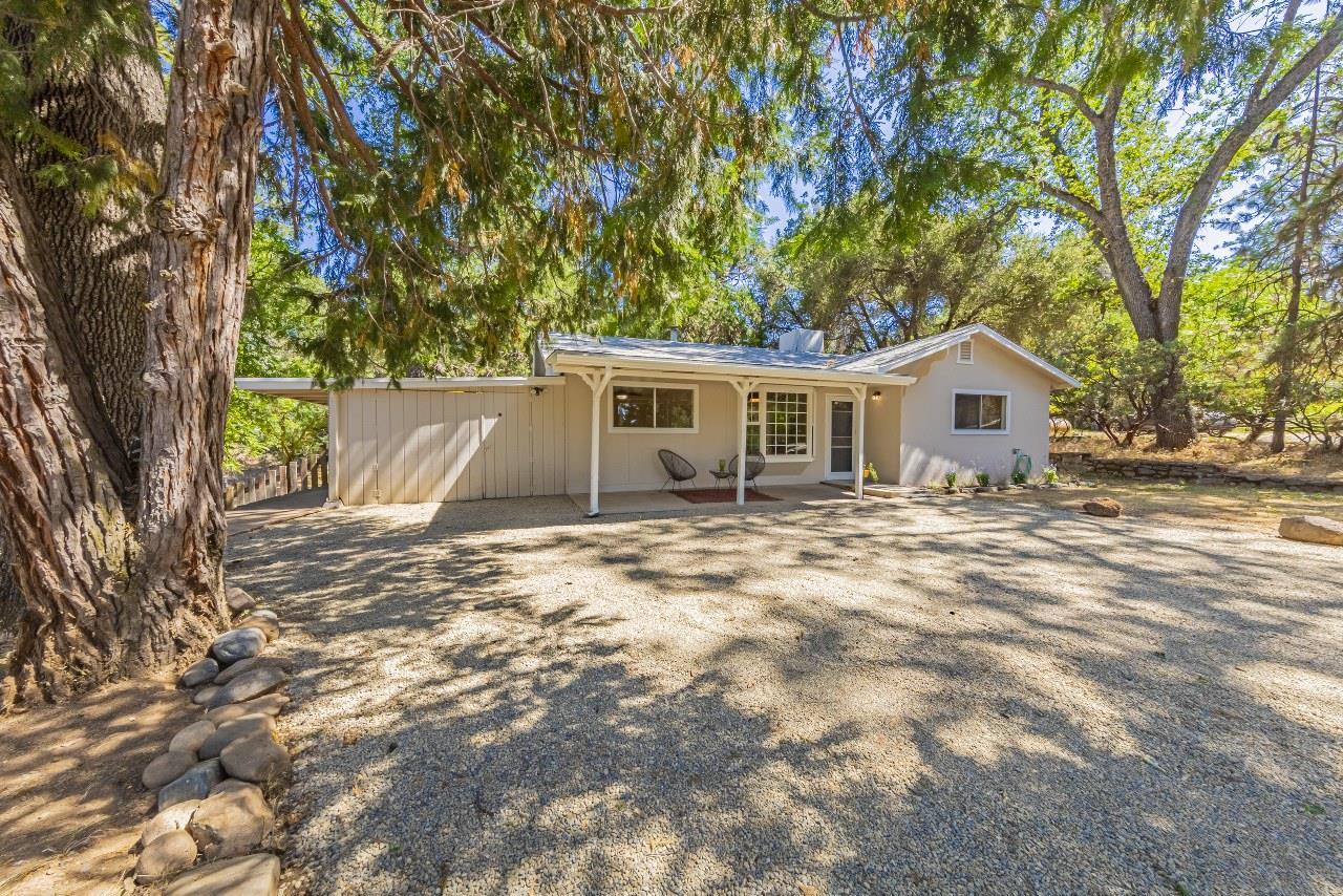 Property Photo: 49820 Pierce Court CA 93644
