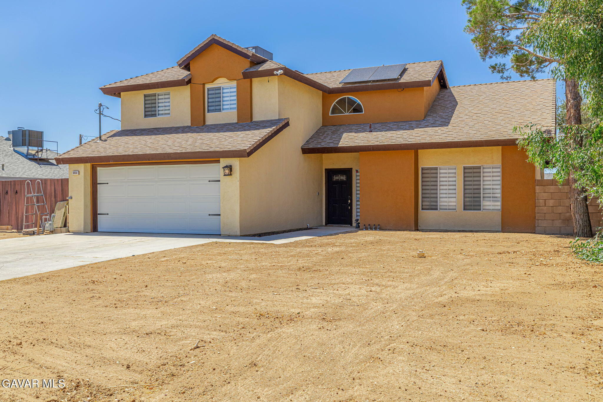 Property Photo: 9950 Karen Avenue CA 93505