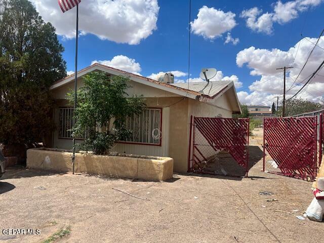 Property Photo: 8063 Glendale Avenue TX 79907