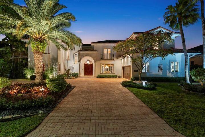 2890 NE 27th St  Fort Lauderdale FL 33306 photo