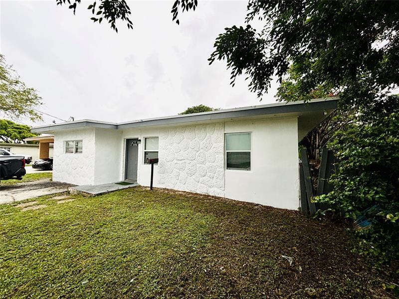 Property Photo: 1025 NW 8th St FL 33009