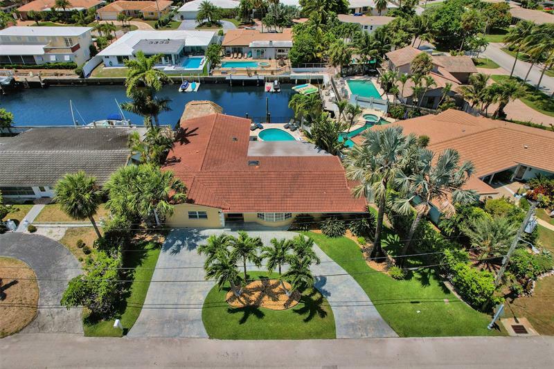 Property Photo: 2051 Coral Reef Dr FL 33062