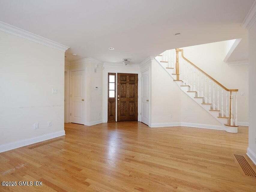 Property Photo: 16 Orchard Place CT 06830