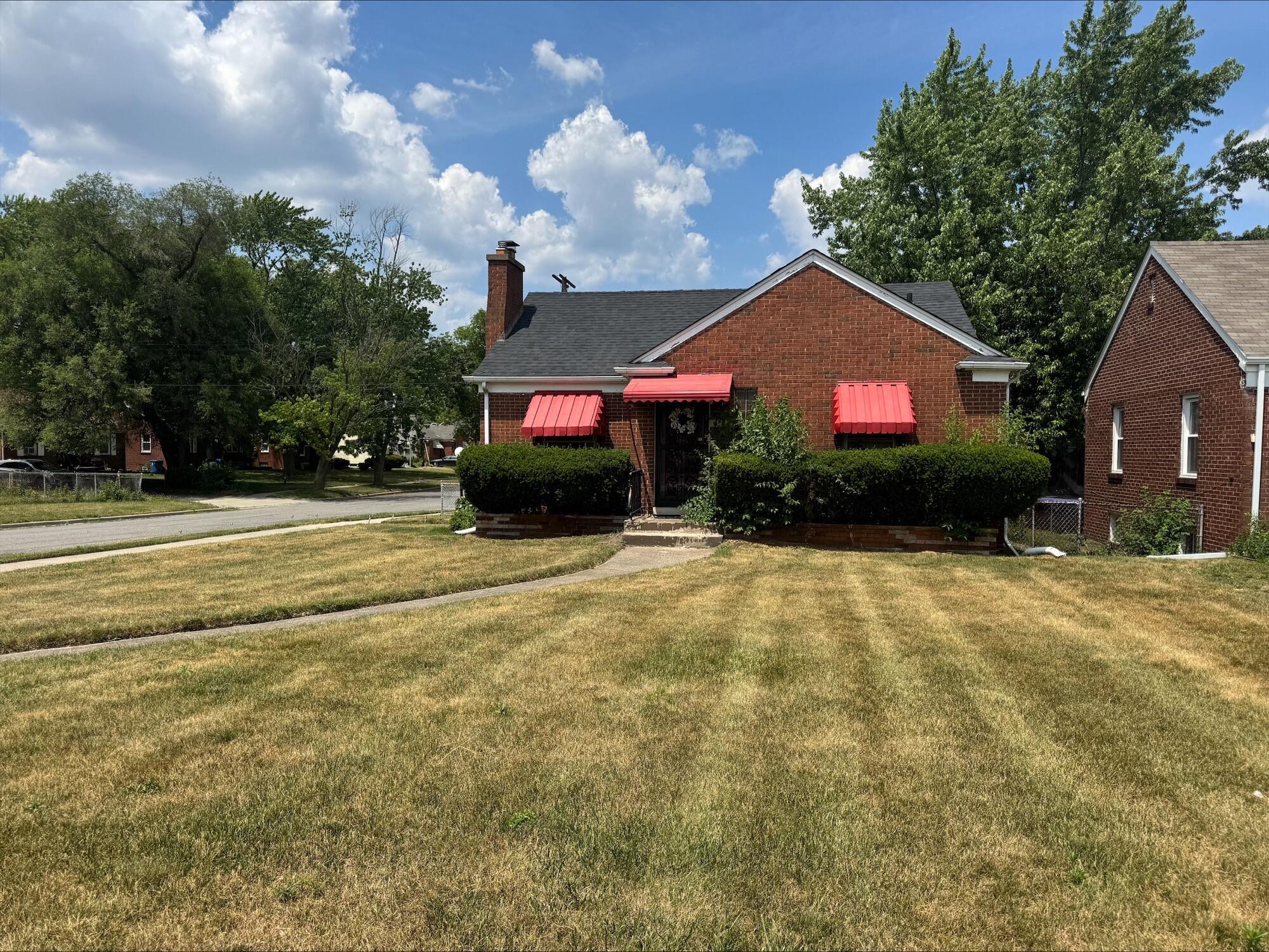 Property Photo: 4040 W 11th Avenue IN 46404