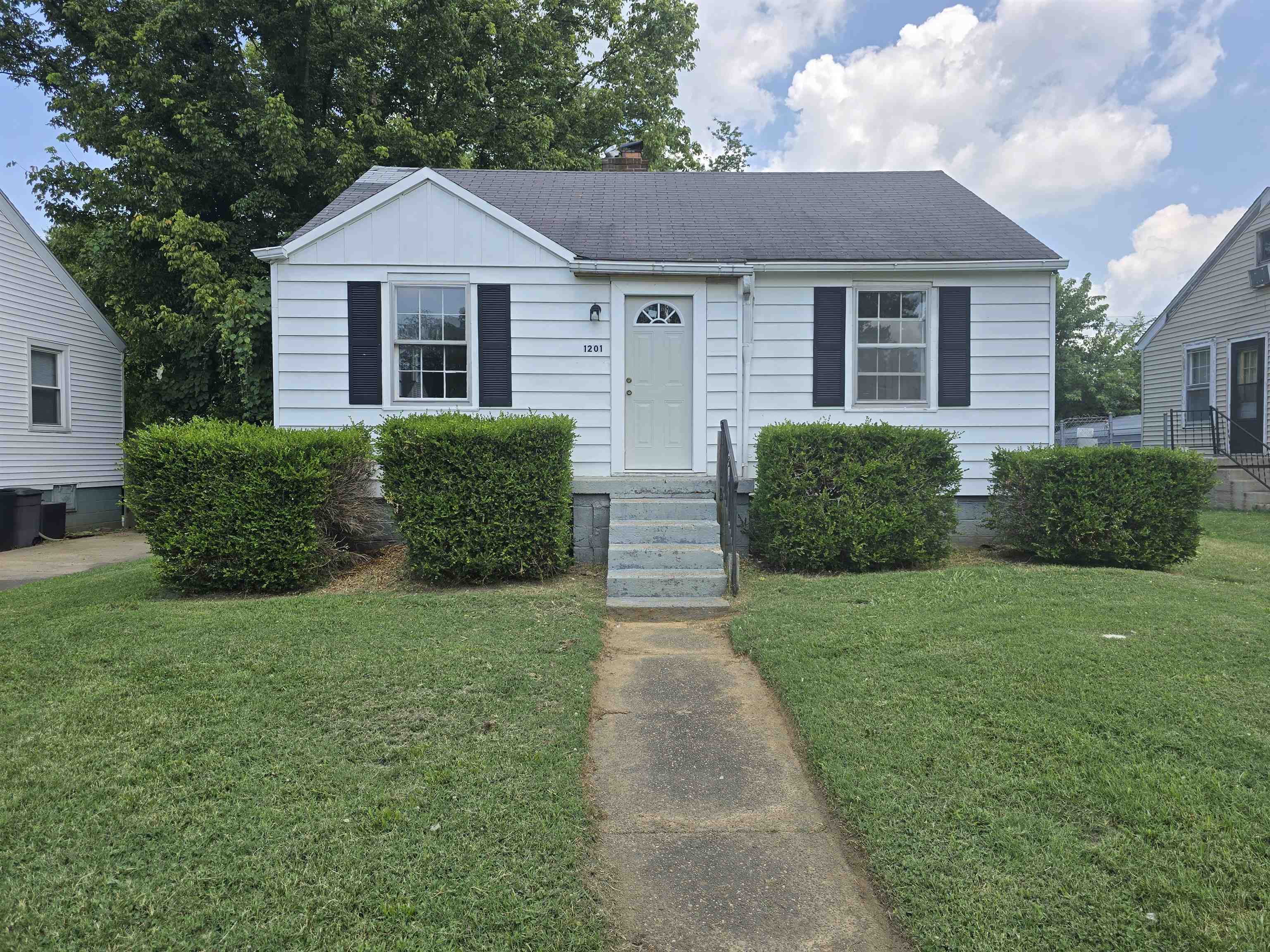 Property Photo: 1201 O'Byrne KY 42420