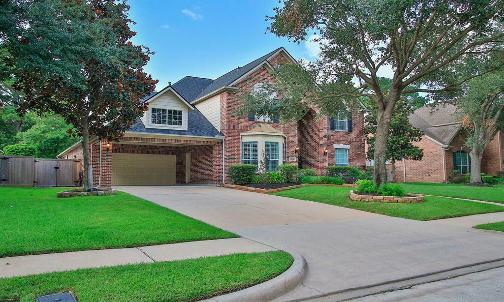 Property Photo: 9802 Blue Cruls Way TX 77379