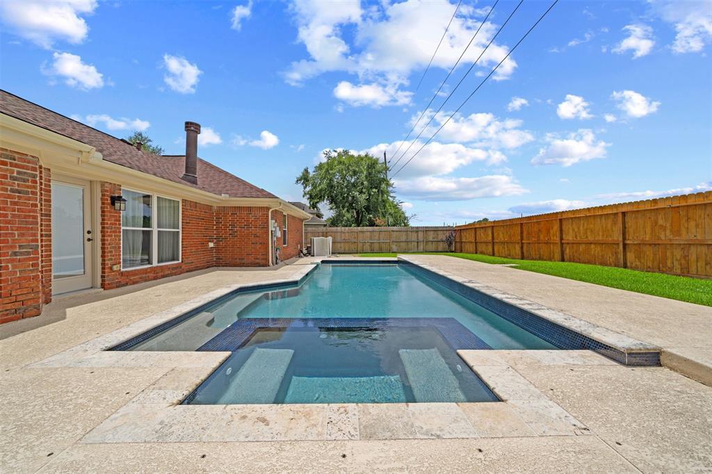 Property Photo: 17706 Garnercrest Drive TX 77095